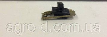 Застежка боковины капота ЮМЗ 45-8402037 830063889 фото